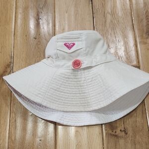 Roxy Cream Hat with Pink Details